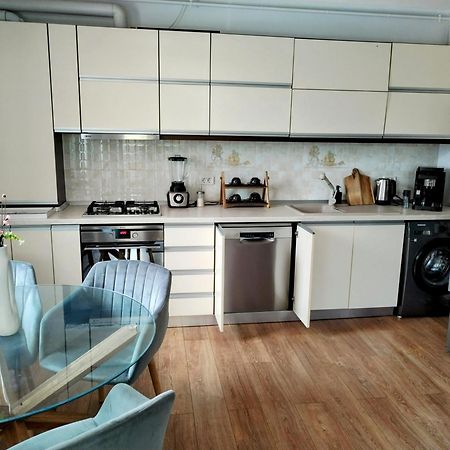 Exclusive Living Apartment Bukarest Exterior foto