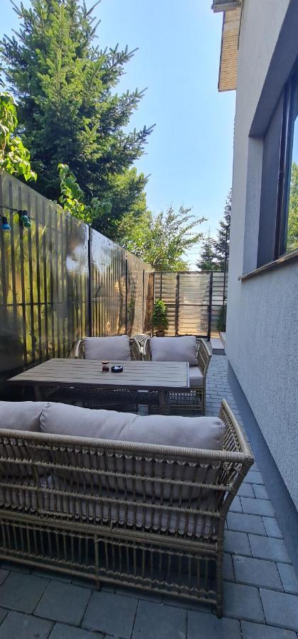 Exclusive Living Apartment Bukarest Exterior foto