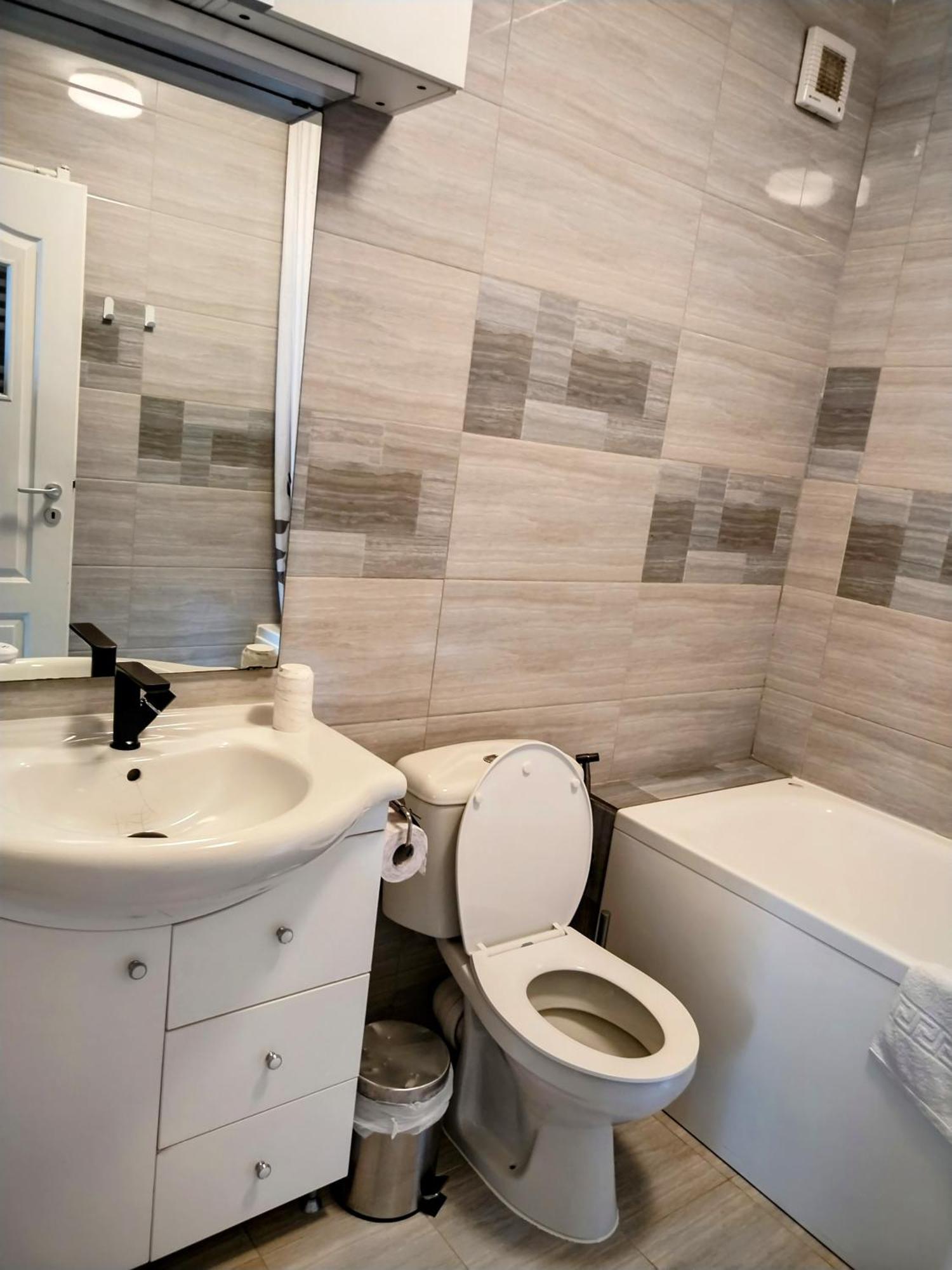 Exclusive Living Apartment Bukarest Exterior foto